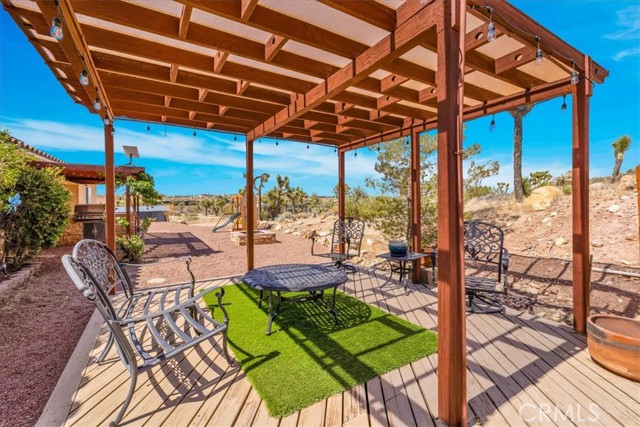 5115 Warren Vista Avenue, Yucca Valley CA: https://media.crmls.org/medias/b6f2a1a5-31e6-4baf-af54-7e1526013847.jpg