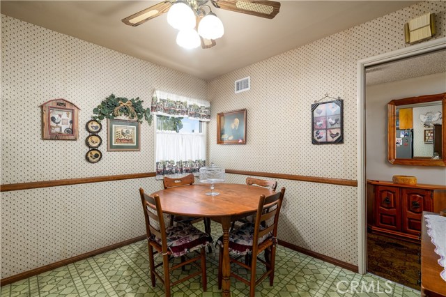 Detail Gallery Image 14 of 30 For 1313 S Petal Pl, Anaheim,  CA 92805 - 4 Beds | 2 Baths