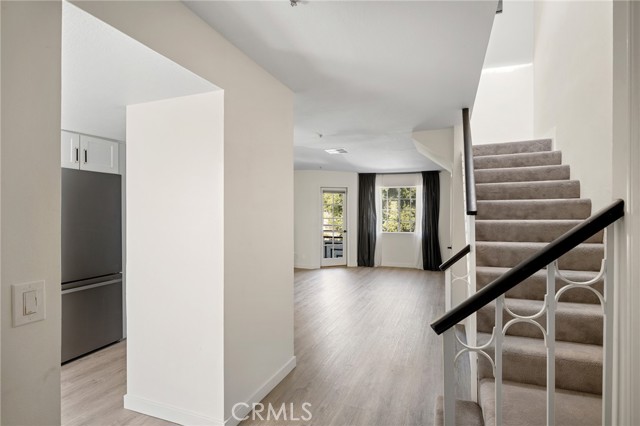 Detail Gallery Image 5 of 29 For 537 N Adams St #207,  Glendale,  CA 91206 - 2 Beds | 2/1 Baths