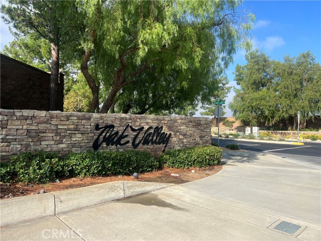 37151 Mulligan Dr., Beaumont CA: https://media.crmls.org/medias/b6f48253-8e7d-4f3e-8215-74f5e3525282.jpg