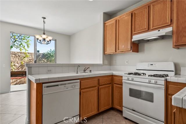 Detail Gallery Image 12 of 38 For 13010 Ansell Ct, Garden Grove,  CA 92844 - 3 Beds | 2/1 Baths