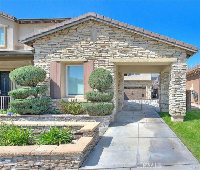 7376 Reserve Place, Rancho Cucamonga CA: https://media.crmls.org/medias/b6f5749d-df5f-4647-9cdf-5550d0506b1c.jpg