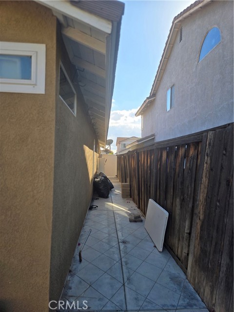 Detail Gallery Image 5 of 38 For 560 Coudures Way, Perris,  CA 92571 - 3 Beds | 2 Baths