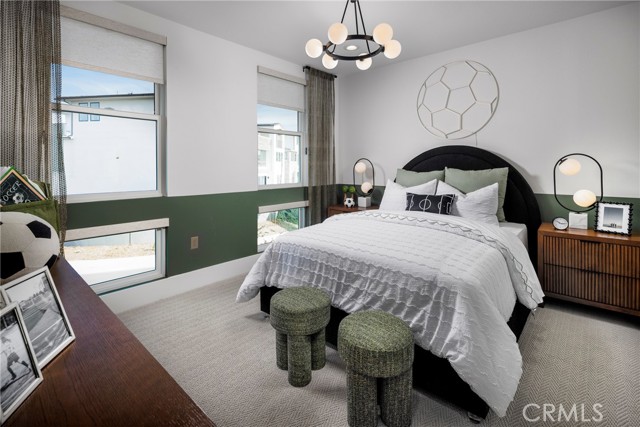 Detail Gallery Image 15 of 16 For 169 Apron, Irvine,  CA 92618 - 5 Beds | 5 Baths