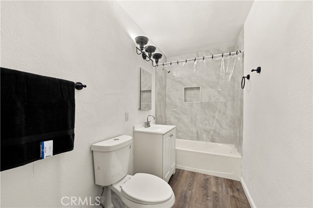 Detail Gallery Image 8 of 35 For 2121 Down, Riverside,  CA 92507 - – Beds | – Baths