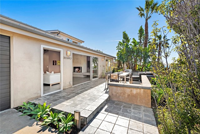 Detail Gallery Image 2 of 46 For 30692 Marilyn, Laguna Beach,  CA 92651 - 4 Beds | 3/1 Baths