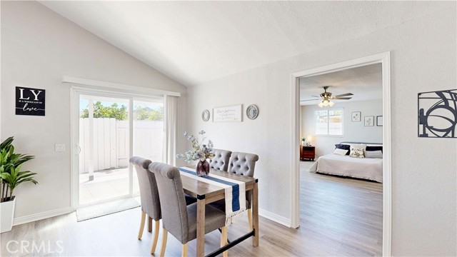 8007 New Salem Street, San Diego CA: https://media.crmls.org/medias/b6f83248-79b7-400b-b1c2-57f08d277aa8.jpg