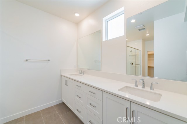 Detail Gallery Image 22 of 31 For 1074 N Anaheim Blvd #2,  Anaheim,  CA 92801 - 2 Beds | 2/1 Baths