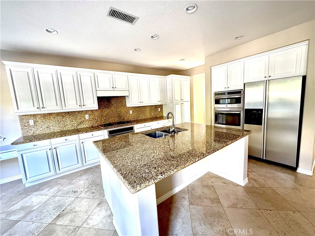 MLS #OC25216386 image #14