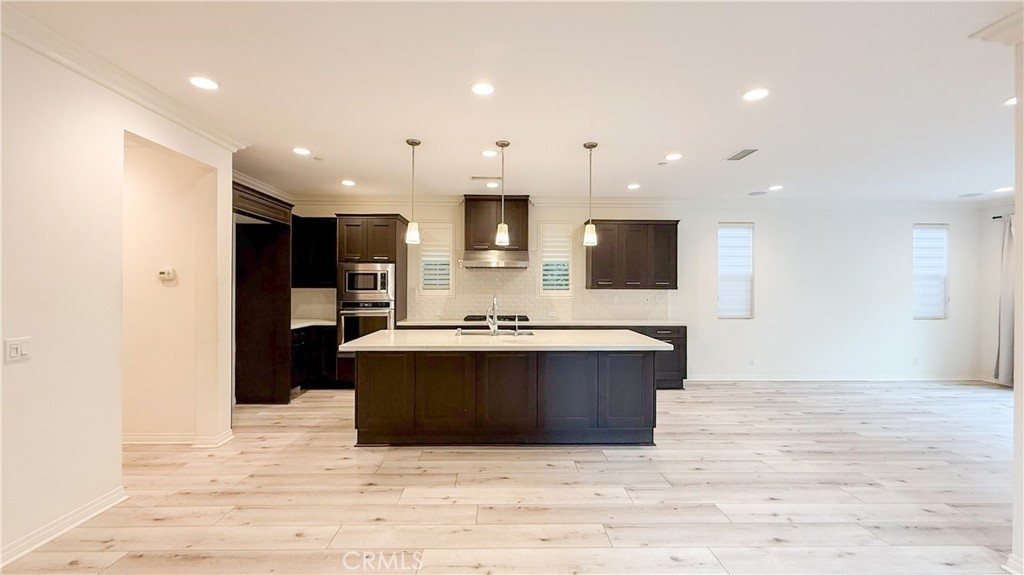 MLS #OC25272097 image #6