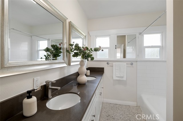 Detail Gallery Image 25 of 68 For 239 W Palm, Monrovia,  CA 91016 - 5 Beds | 3 Baths