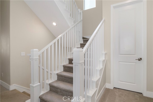 Detail Gallery Image 24 of 35 For 27512 Golden Currant Pl, Valencia,  CA 91381 - 4 Beds | 4 Baths