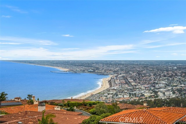 953 Via Del Monte, Palos Verdes Estates CA: https://media.crmls.org/medias/b6fc5c67-6b62-489c-b523-4917a577afd3.jpg