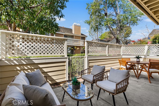 431 Cranston Court, Long Beach CA: https://media.crmls.org/medias/b6fc6f89-56b4-4bd5-9cb9-75b7aa18478b.jpg