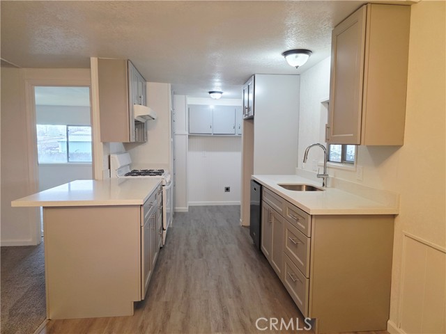 Detail Gallery Image 9 of 27 For 5330 Lakeshore #9,  Lakeport,  CA 95453 - 3 Beds | 2 Baths