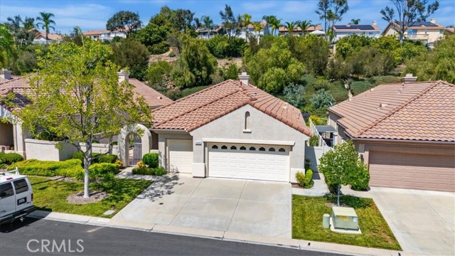 23810 Via Barletta, Murrieta CA: https://media.crmls.org/medias/b6fca81b-9483-49bc-b87e-1d369ce86b58.jpg