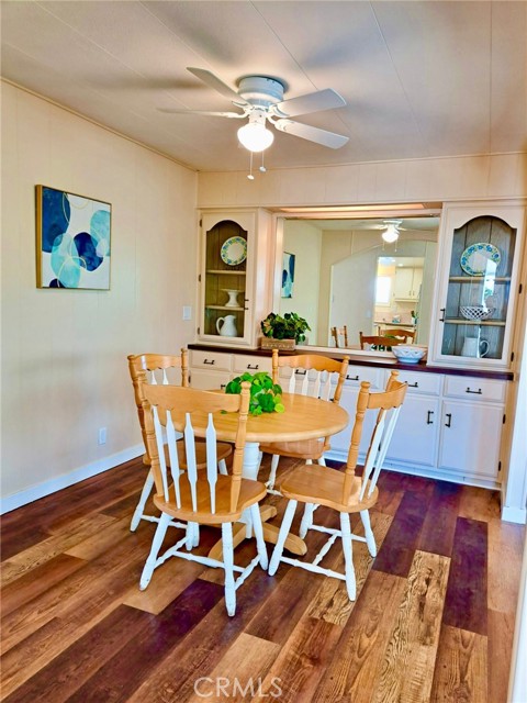 Detail Gallery Image 13 of 20 For 11250 Beach Bld #100,  Stanton,  CA 90680 - 2 Beds | 2 Baths