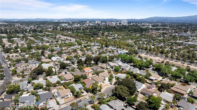 1401 Highland Street, Santa Ana CA: https://media.crmls.org/medias/b6fcf2d0-5804-4b39-8b59-e8ea0de8ed94.jpg