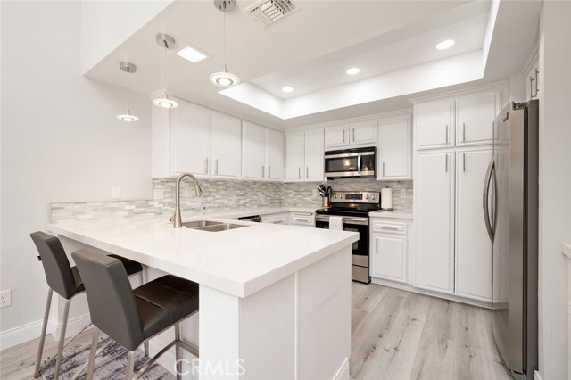 Detail Gallery Image 14 of 44 For 23438 Continental, Canyon Lake,  CA 92587 - 3 Beds | 2 Baths