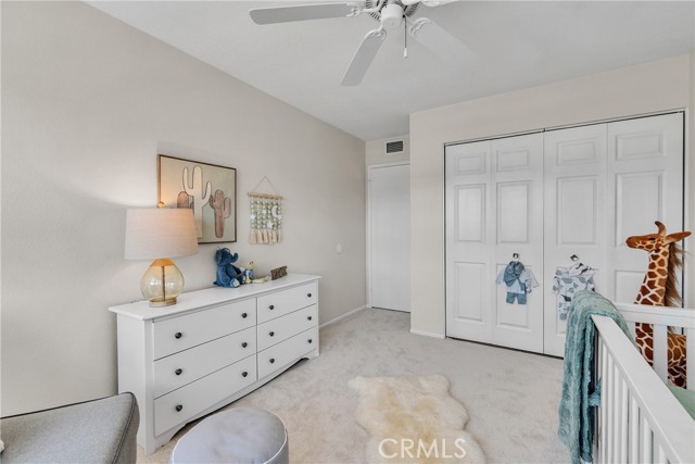 4 E Trenton, Irvine CA: https://media.crmls.org/medias/b6fd262e-31e9-48d2-b652-ad8eaef6b593.jpg