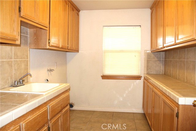 Detail Gallery Image 13 of 40 For 16263 Chiwi Rd, Apple Valley,  CA 92307 - 4 Beds | 3 Baths