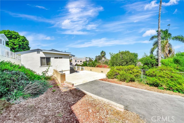 661 W 26th Street, San Pedro CA: https://media.crmls.org/medias/b6ff6d4c-0f11-427d-98f7-ba061b0adbd1.jpg