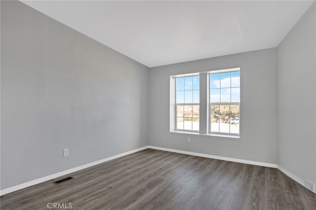 MLS #SR25223213 image #16