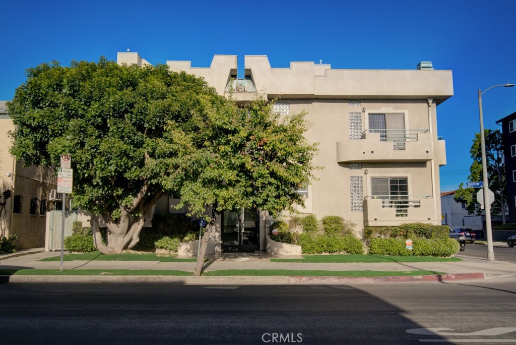 102 N Sweetzer Avenue 106, Los Angeles, CA 90048