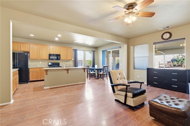 Detail Gallery Image 22 of 55 For 741 Amor, San Jacinto,  CA 92582 - 5 Beds | 2/1 Baths