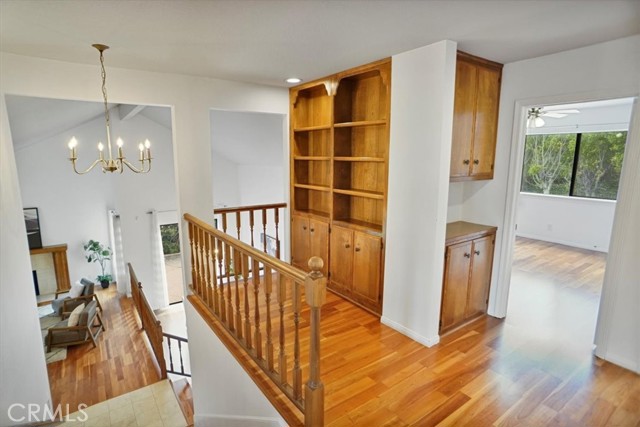 Detail Gallery Image 10 of 33 For 11859 Laughton Way, Porter Ranch,  CA 91326 - 4 Beds | 3 Baths