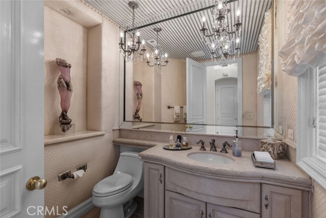 3724 Winford Drive, Tarzana CA: https://media.crmls.org/medias/b701f635-5e27-4a3b-8c51-c4813a8962b3.jpg