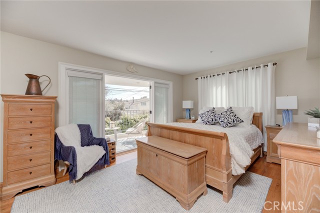 Detail Gallery Image 26 of 41 For 417 Crest Dr, Manhattan Beach,  CA 90266 - 3 Beds | 3/1 Baths