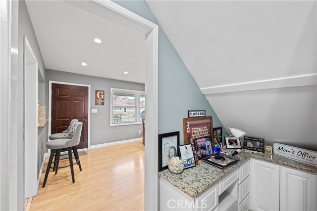 Detail Gallery Image 27 of 45 For 13003 El Moro Ave, La Mirada,  CA 90638 - 4 Beds | 2 Baths