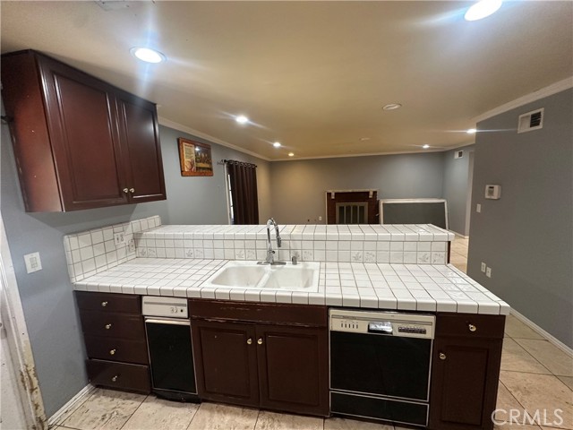 15926 Napa Street, North Hills CA: https://media.crmls.org/medias/b702c997-a1d1-4701-b0fc-0de8af6f12fd.jpg