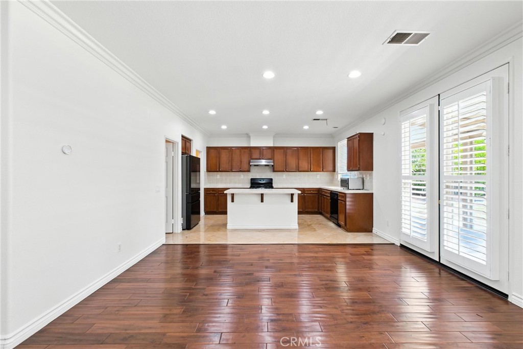 MLS #SB25147263 img 21