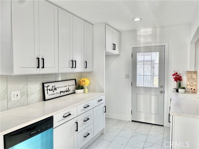 Detail Gallery Image 14 of 32 For 6281 Stanton Ave, Buena Park,  CA 90621 - 3 Beds | 2/1 Baths