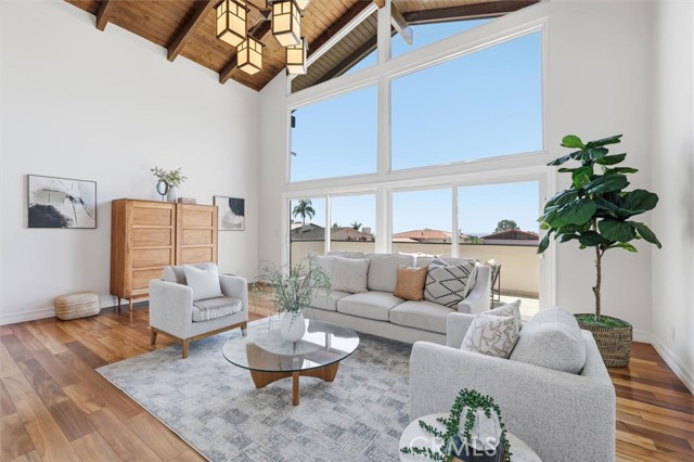 2932 Via Alvarado, Palos Verdes Estates CA: https://media.crmls.org/medias/b7032637-3e1e-45b2-bed9-76c6ccc548b2.jpg