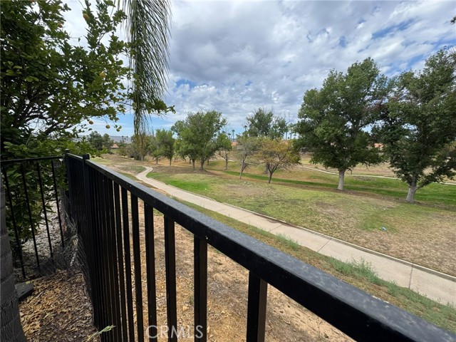40169 Via Marisa, Murrieta CA: https://media.crmls.org/medias/b70362df-c5a9-4022-be77-242c9326a57a.jpg