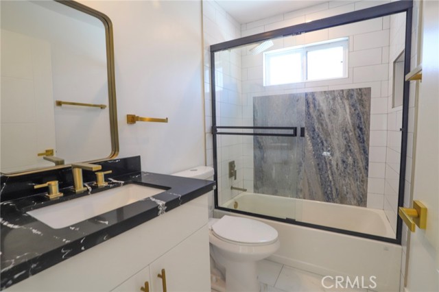 Detail Gallery Image 21 of 35 For 8129 Radford Ave, North Hollywood,  CA 91605 - 6 Beds | 4 Baths