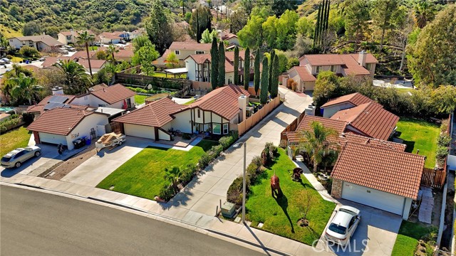 Detail Gallery Image 55 of 59 For 29857 Wistaria Valley, Canyon Country,  CA 91387 - 3 Beds | 3 Baths