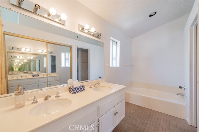 Detail Gallery Image 31 of 52 For 15526 Oakhurst St, Chino Hills,  CA 91709 - 4 Beds | 3 Baths