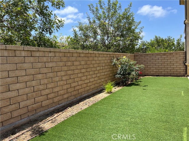 5 Zion Drive, Lake Forest CA: https://media.crmls.org/medias/b706a810-9227-4bad-a315-c42d70f6bdc2.jpg