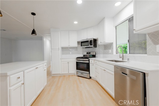 Detail Gallery Image 11 of 31 For 24762 Wendell Dr, Hemet,  CA 92544 - 3 Beds | 2 Baths