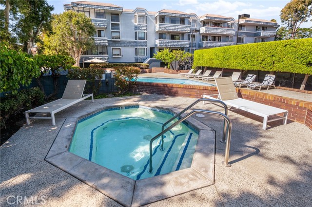 Detail Gallery Image 21 of 28 For 311 Bora Bora #213,  Marina Del Rey,  CA 90292 - 3 Beds | 2 Baths