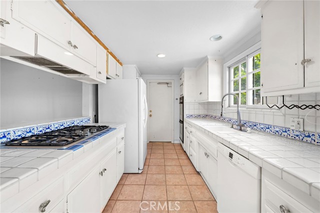 Detail Gallery Image 20 of 43 For 2147 Aster Pl, Costa Mesa,  CA 92627 - 4 Beds | 2/1 Baths