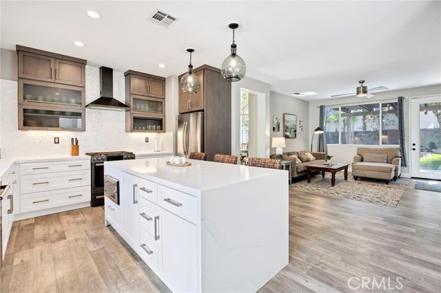 Detail Gallery Image 11 of 51 For 32447 Cassino Ct, Temecula,  CA 92592 - 5 Beds | 3 Baths