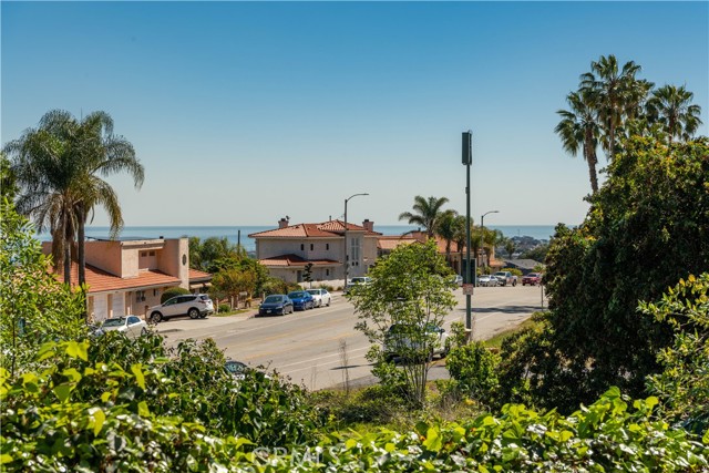 4405 Miraleste Drive, Rancho Palos Verdes, California 90275, 2 Bedrooms Bedrooms, ,2 BathroomsBathrooms,Residential,Sold,Miraleste,SB22039217