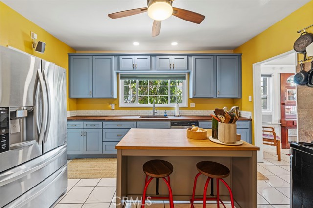 3511 E 2nd Street, Los Angeles CA: https://media.crmls.org/medias/b70905f7-a650-4121-8cc4-71910efbc13f.jpg