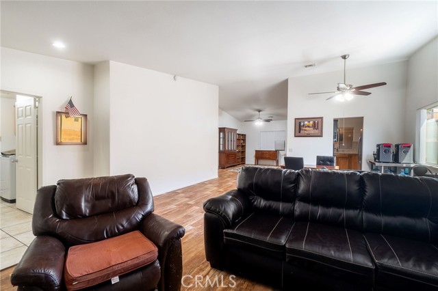 Detail Gallery Image 7 of 41 For 65866 Estrella, Desert Hot Springs,  CA 92240 - 4 Beds | 2 Baths