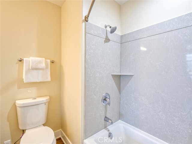 56 E Duarte Road, Arcadia CA: https://media.crmls.org/medias/b70b7d4b-f9aa-4130-8dfd-9e1df979f950.jpg